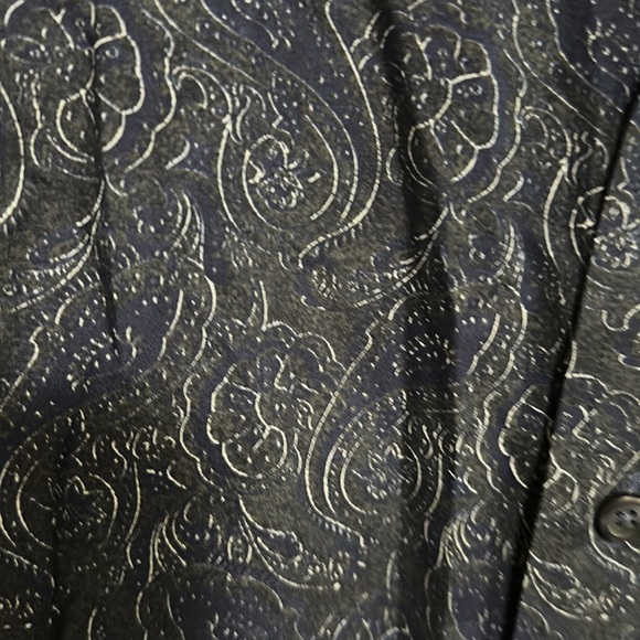 3XB Roundtree and Yorke casual dress shirt - Picture 3 of 3